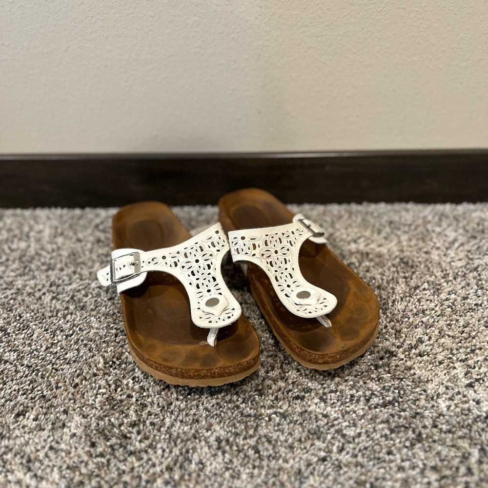 Maurices White and Brown Sandals with Contoured Footbed